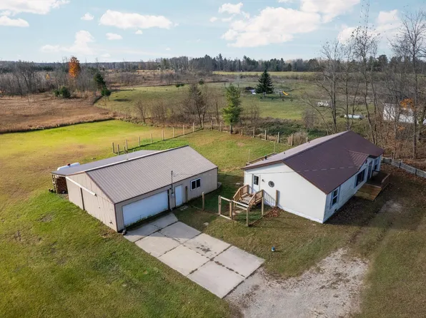 11871 E Us Highway 10, Reed City, MI 49677