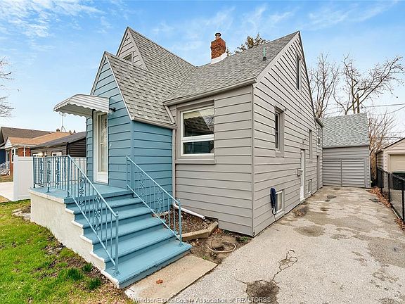 2nd image of 2420 Francois Rd