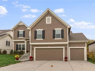 7321 N Conant Ave, Kansas City, MO 64152