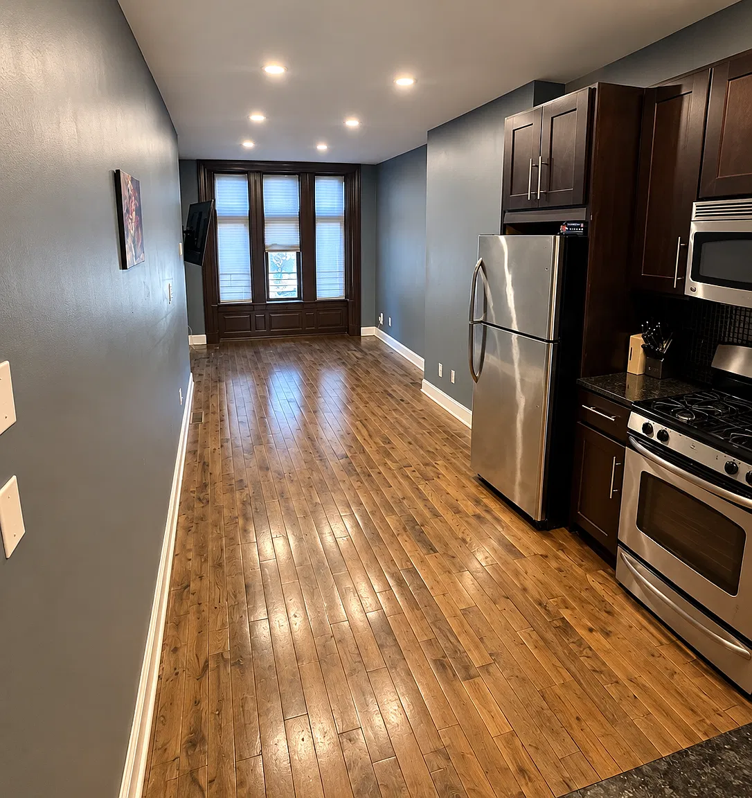 2 bed, 1100 sqft, $1,650 — Photo 2