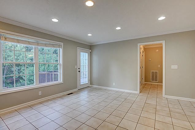 1st image of 265 Fair Haven Dr
