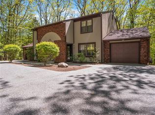 23 Pheasant Run #B, Smithfield, RI 02917