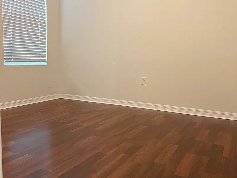 1523 Glen Grove Loop — Photo 26