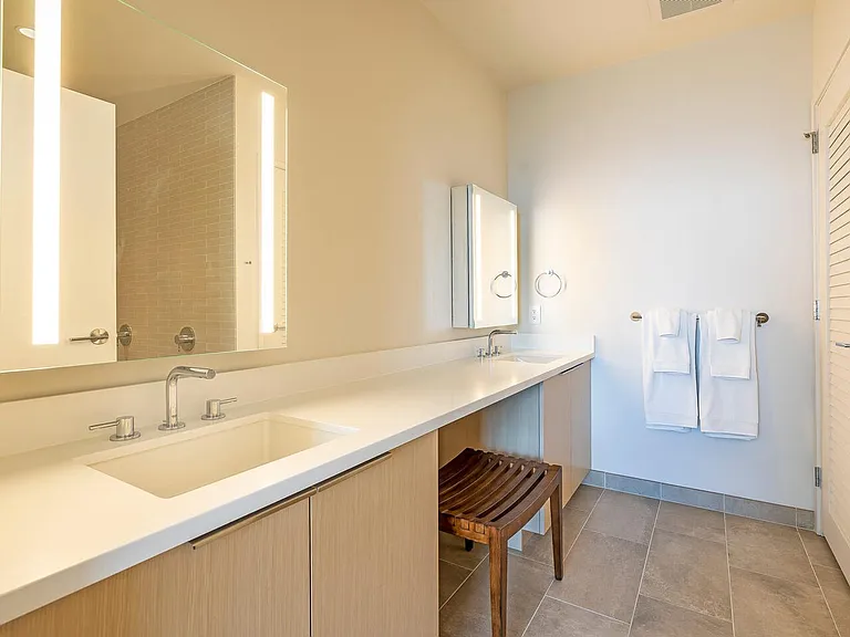 1001 Queen St #3901 — Photo 11
