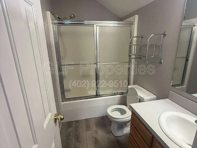 1710 Prairie Ave — Photo 10
