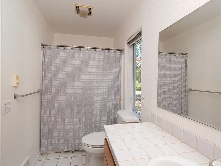3582 Happy Valley Rd — Photo 24