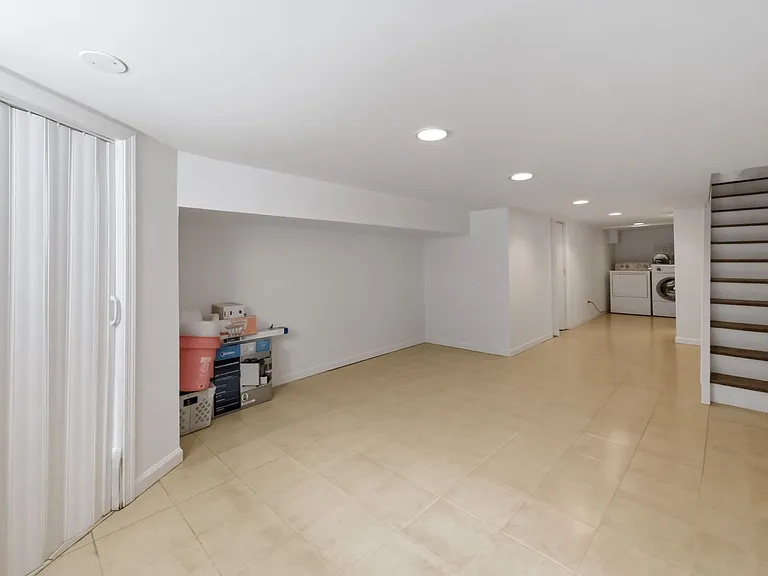1318 S Reese St — Photo 28