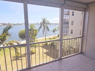 3020 Marcos Dr APT S312, North Miami Beach, FL 33160