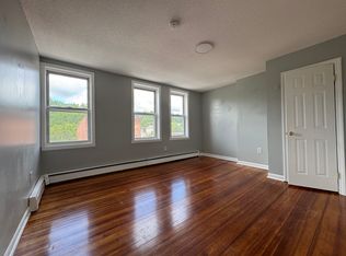 352 Arch St #N04, New Britain, CT 06051