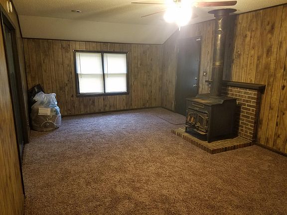 3rd image of 10317 Palmer Ave