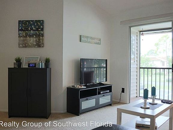 5th image of 8041 S Woods Cir Unit 13
