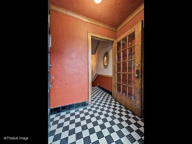 2210 W Ohio St #1 — Photo 15