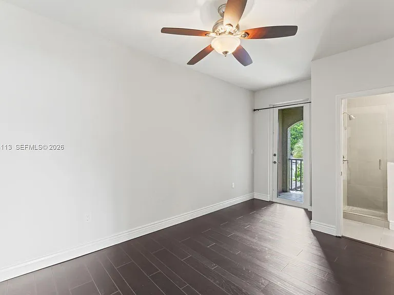 1110 NE 1st Ave #1110 — Photo 15