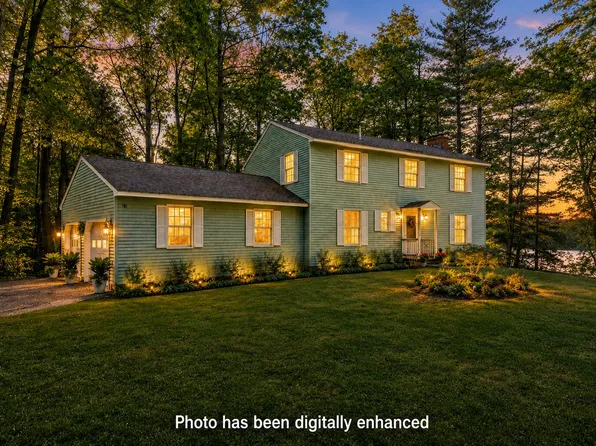 1 Friendly Pines Lane, Kennebunk, ME 04043