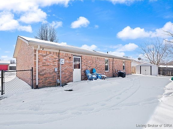 4th image of 211 Talina Drive