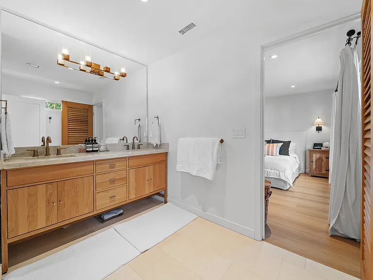 253 Calle De Madera — Photo 14