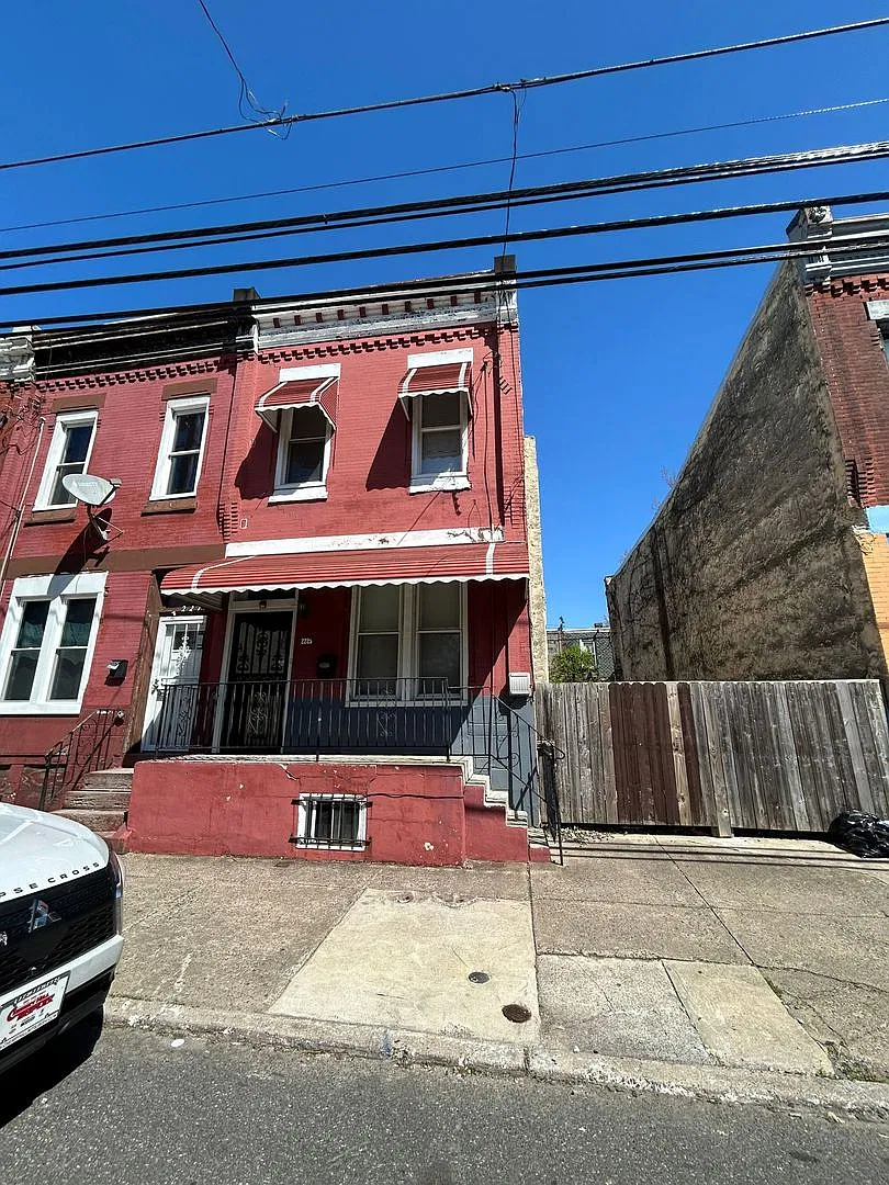 2225 North 17th Street — Photo 1