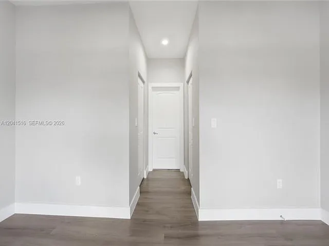 4107 NE 20th St — Photo 5