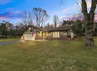 W335N5298 Wedgewood Dr, Nashotah, WI 53058