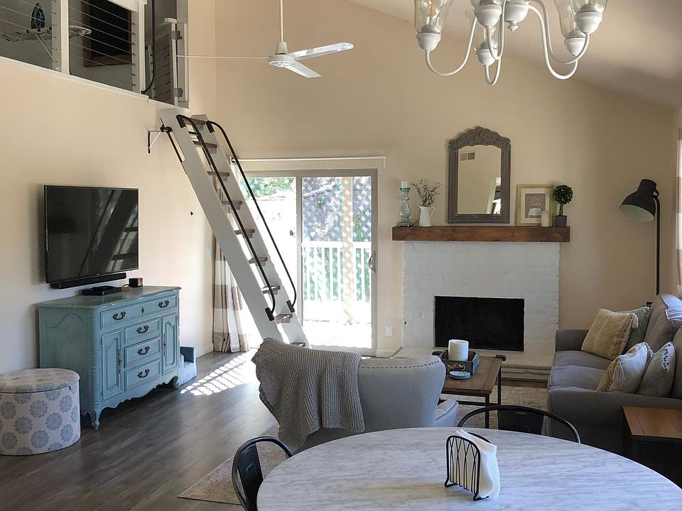 Living room with loft ship's ladder extended.