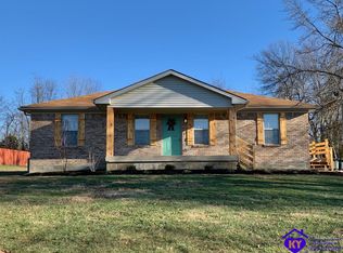 100 Robey Dr, Glendale, KY 42740