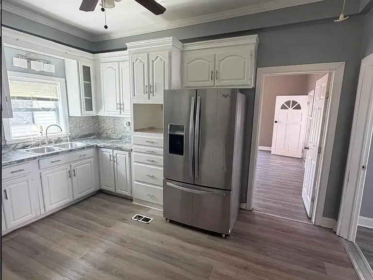 1125 Textile Pl — Photo 5