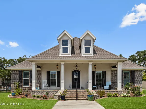 1515 S Olive Ave, Gulfport, MS 39501