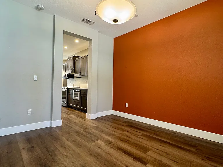 135 Timberwood Dr — Photo 7