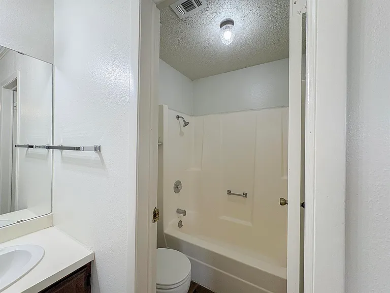505A Phoenix Dr — Photo 12