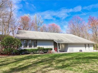 200 Northridge Dr, Middlebury, CT 06762