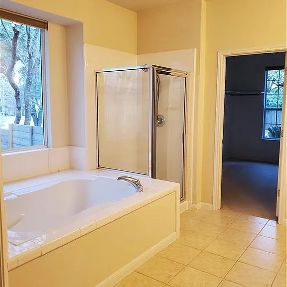4310 Reynosa Dr — Photo 11