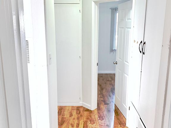 3rd image of 6537 Woodley Ave APT A