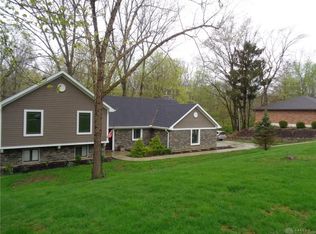 1470 Ambridge Rd, Dayton, OH 45459