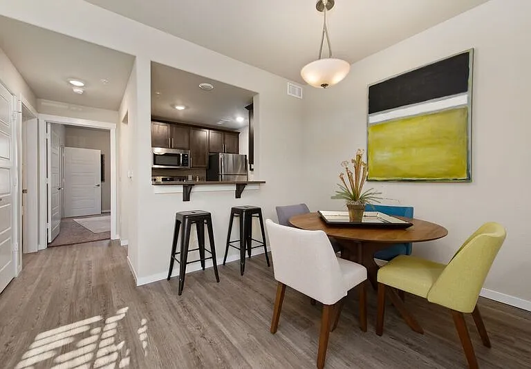 K-Ten Place Apartments — Photo 31