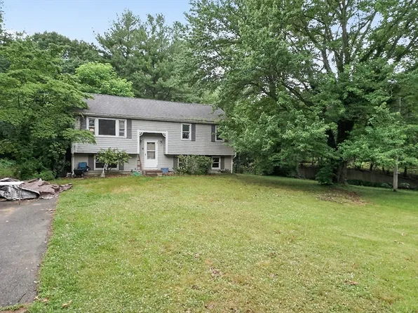 8 Patlena Dr, Norton, MA 02766
