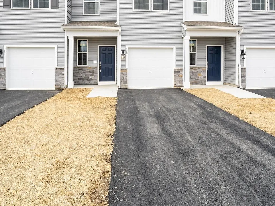 387 Mazzeo Dr