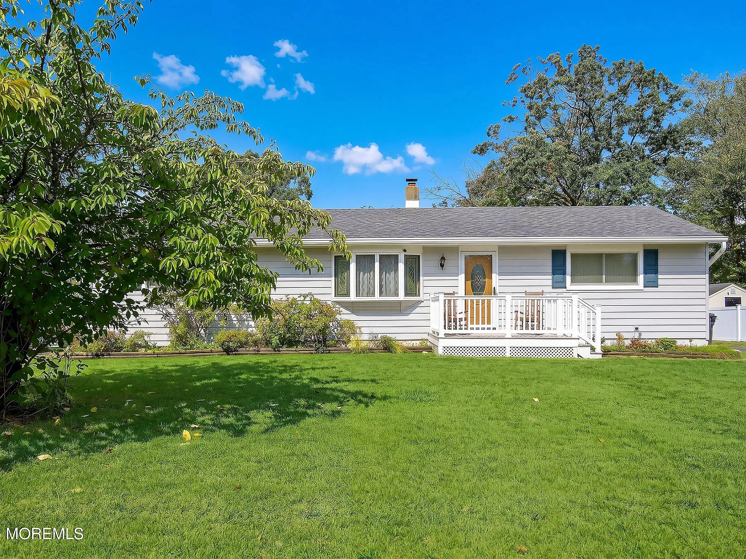4 bed, $3,400 — Photo 2