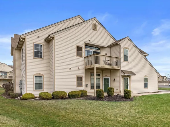 8517 South Stratford ROAD, Oak Creek, WI 53154