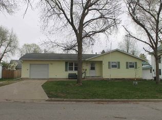 503 S Center St, Toledo, IA 52342