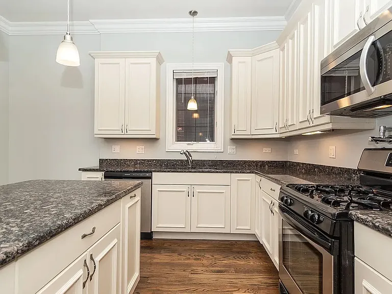 3917 N Western Ave #3S — Photo 7