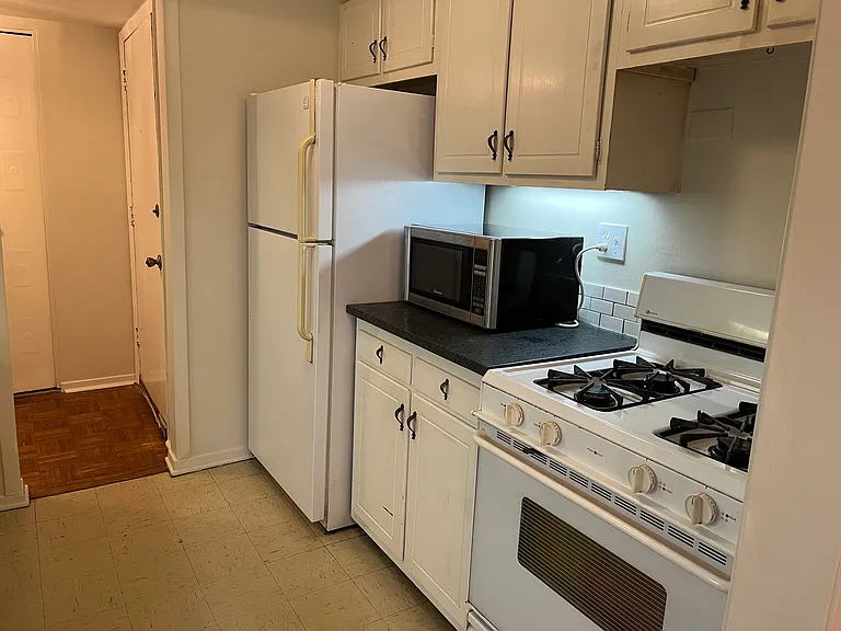 3636 Taliluna Ave #611 — Photo 4