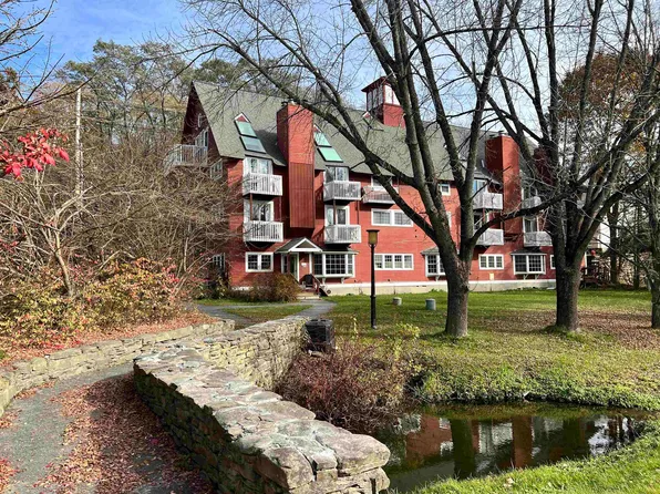 1856 Quechee Main Street Unit #9, Hartford, VT 05059