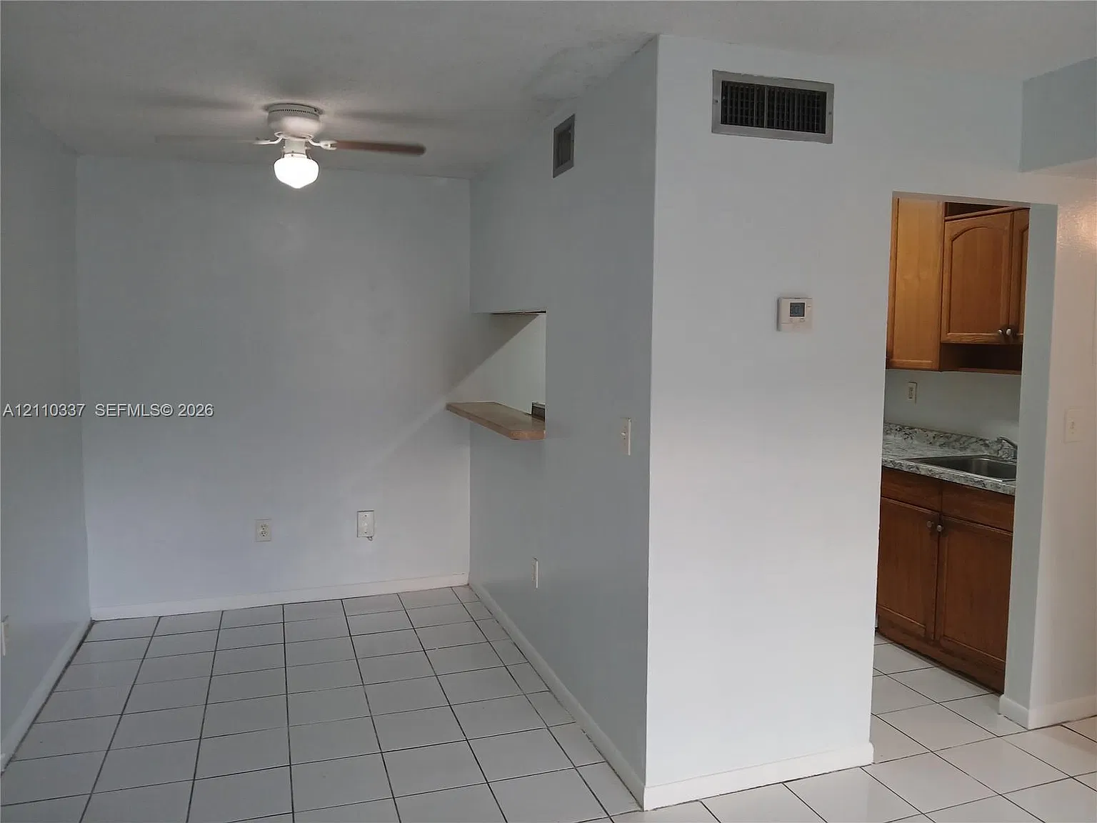 Laguna Club East Condo — Photo 4