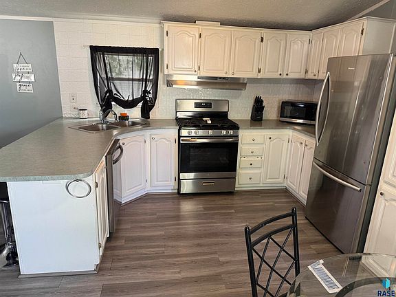 4th image of 6029 S McKenzie Pl