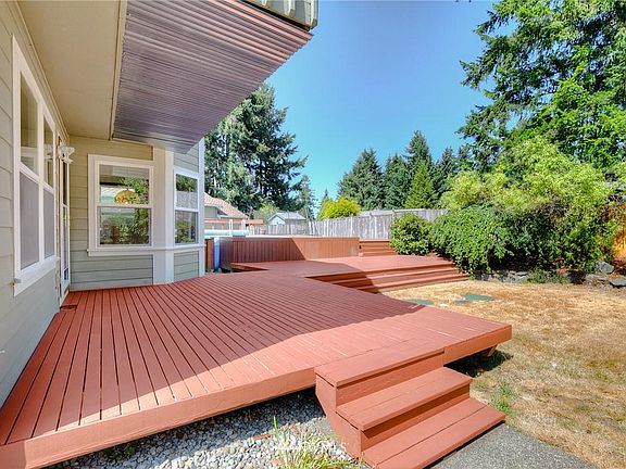 3rd image of 8803 164th Street Ct E