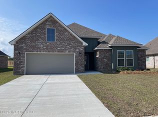 19 Eliza Ln, Long Beach, MS 39560