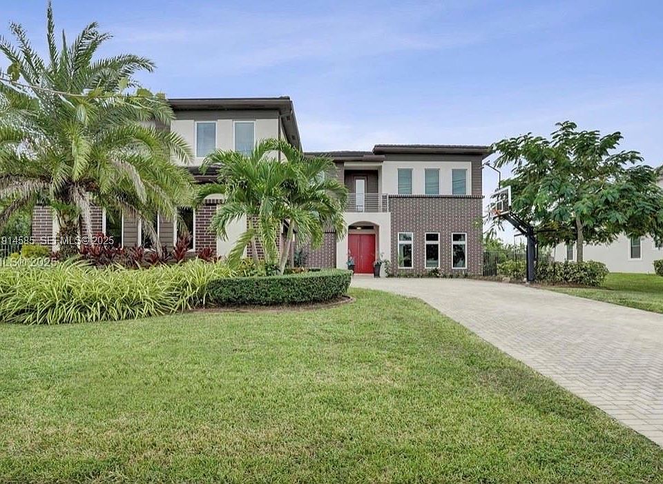 1st image of 6804 Stillwater Shores Dr