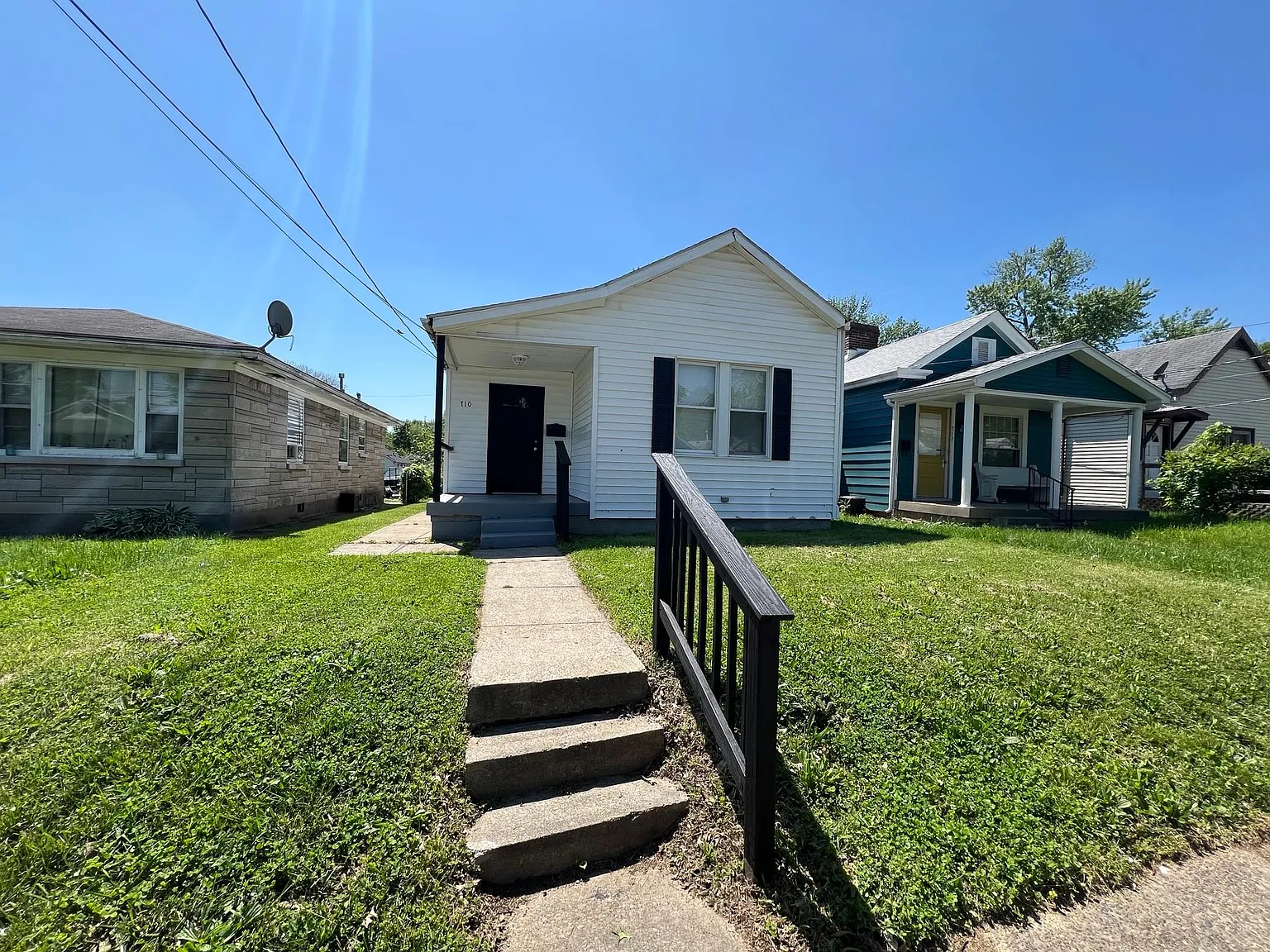 3 bed, 1201 sqft, $1,200 — Photo 1