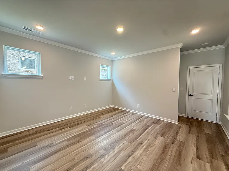 Middle Springs Ln — Photo 21
