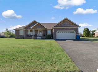 210 Sage Dr, Smiths Grove, KY 42171